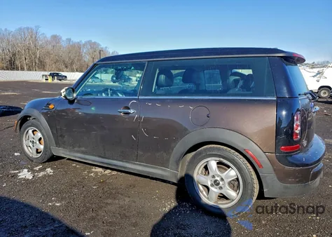 2011 Mini Cooper Clubman z USA, uszkodzony, nr VIN WMWZF3C54BT188728